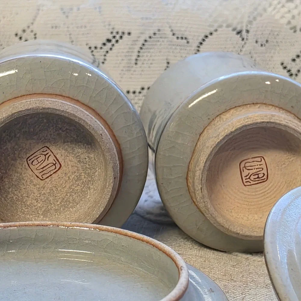 Kutani Japanese Tea Cups Set 2 Green Pheasant Bamboo Crackle Glaze Lidded Yunomi